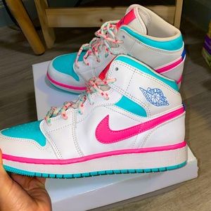 Jordan 1 Mid GS digital Pink